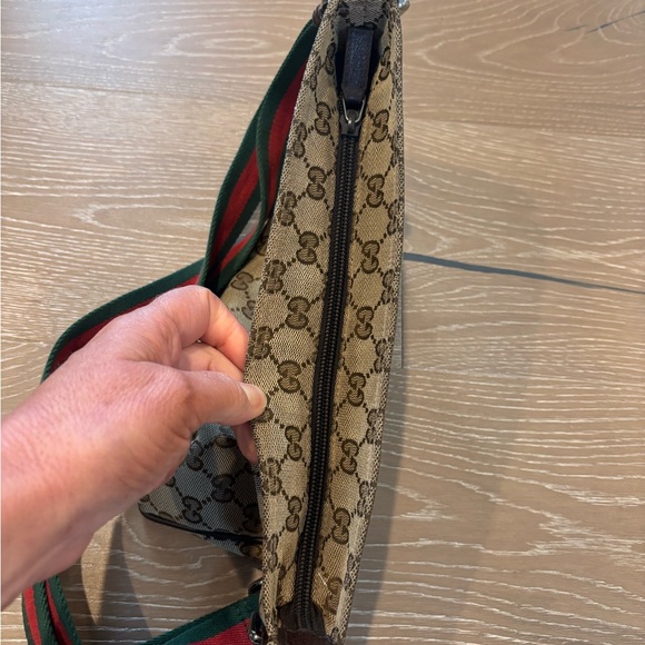 Gucci Beige and Brown GG Pattern Messenger Bag - Picture 10 of 13